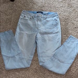 light wash denim Aéropostale jeans